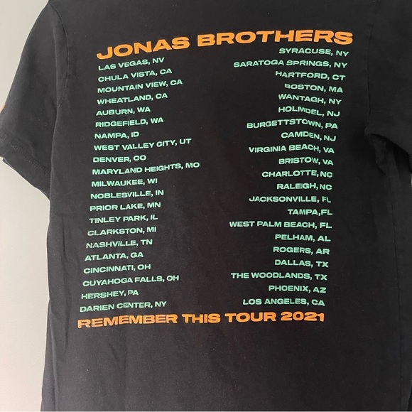 JONAS BROTHERS 2021 Remember This Tour Graphic T-Shirt Small - Picture 2 of 5